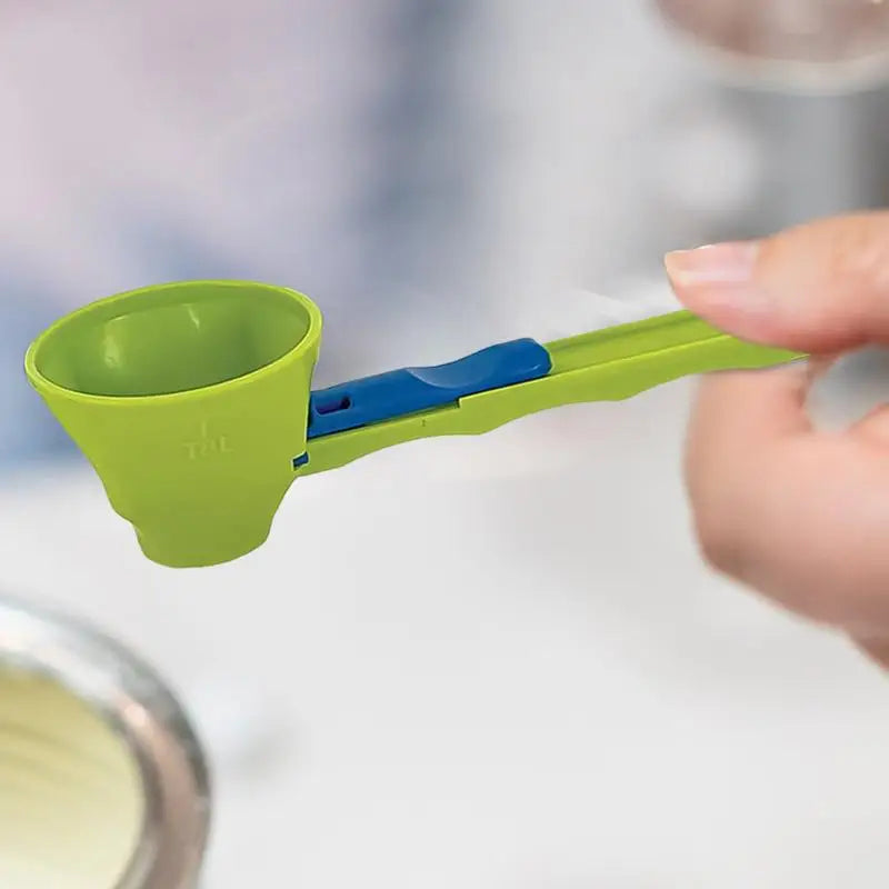 No-Spill Measuring Spoon Funnel – Easy Refill for Protein Powder, Sports Drinks & Baby Formula